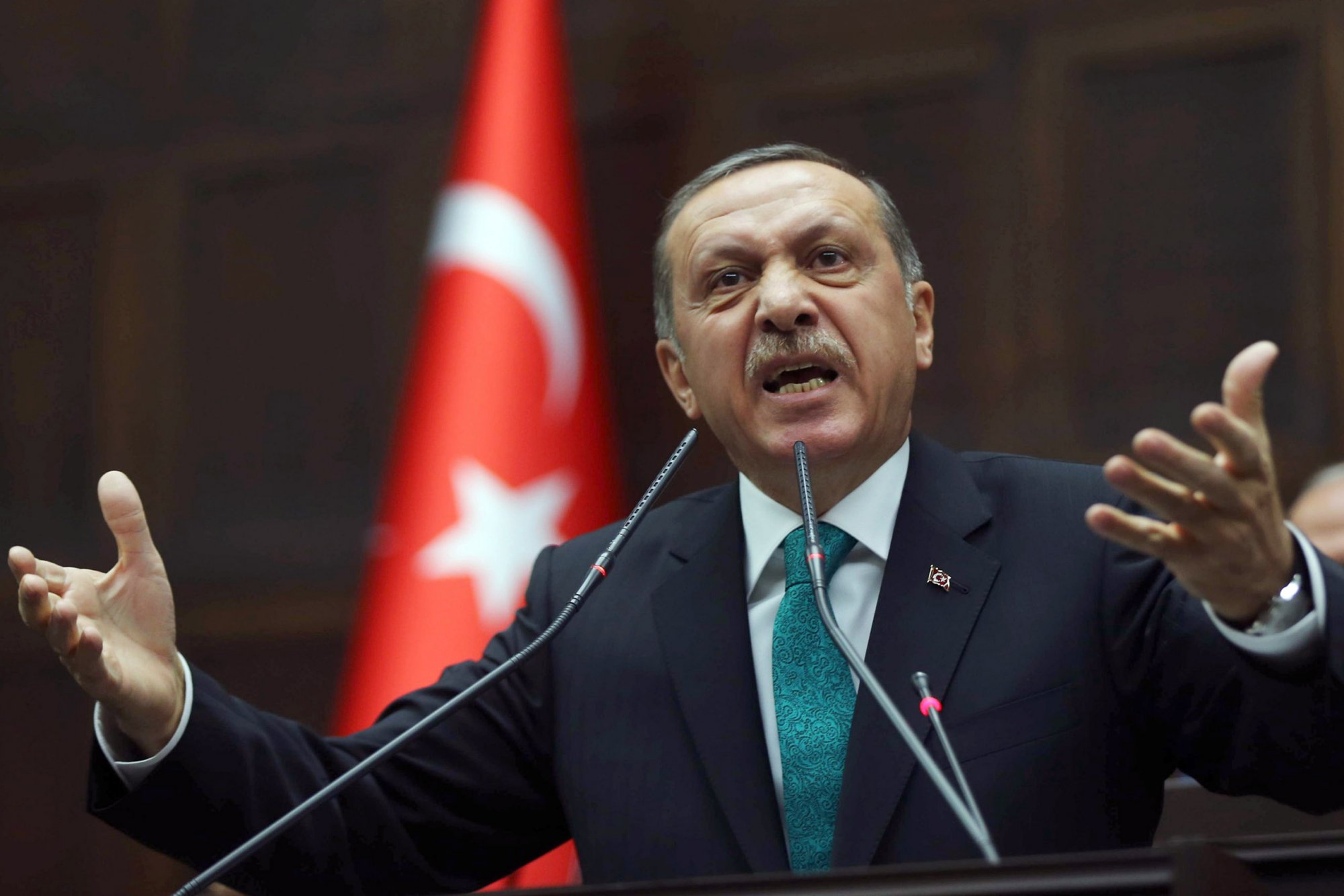 Да лавираш успешно между Изтока и Запад: Ердоган успява да извлече полза от всяка криза