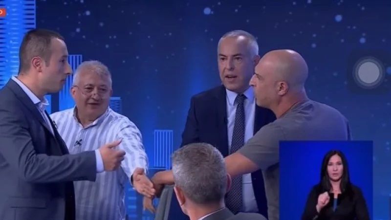 Българската политика и кандидатите за властта - в тинята на примитивизма