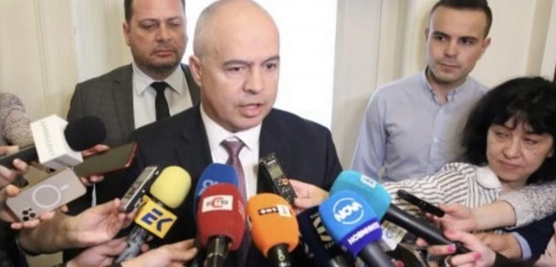 Александър Симов: На БСП ѝ омръзна да бъде курбан на всякакви нечисти политически интереси