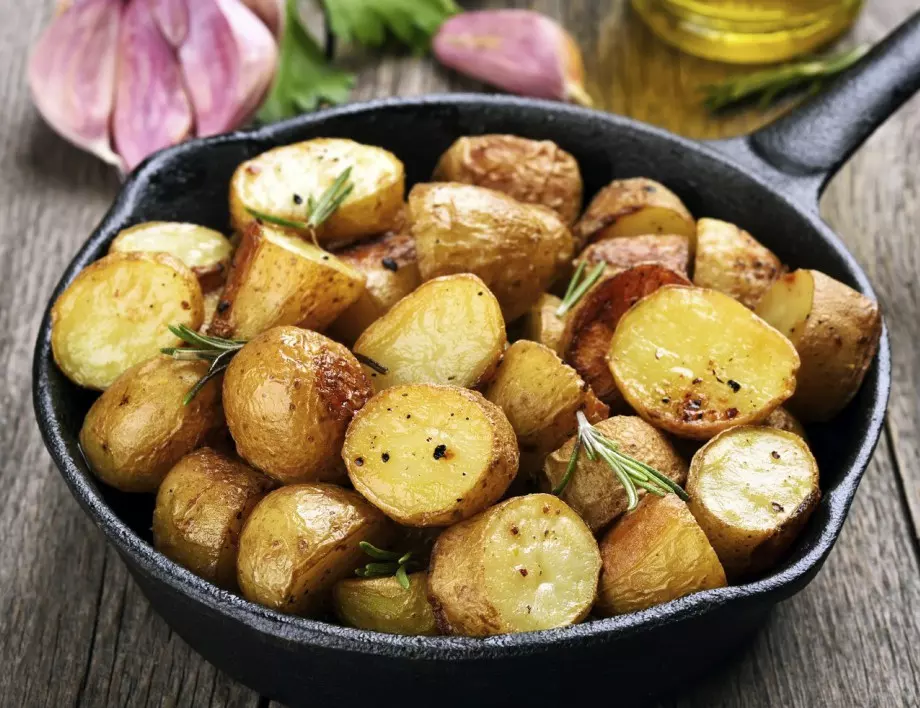 Пресни бейби картофи на фурна: Добавете ТОВА за страхотен вкус