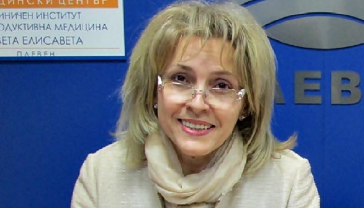 Емилияна Конова - вдовицата на разстреляния Людмил Доктора, сред най-властните фигури на Плевен (СНИМКИ)